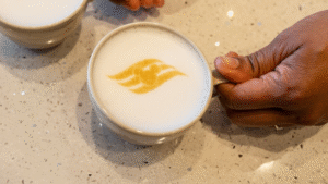 Alley Cat Cafe DISNEY ADVENTURE Cruceros Disney